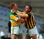 10 June 2001; Simon Whelahan of Offaly tussles with Charlie Carter of Kilkenny during the Guinness Leinster Senior Hurling Championship Semi-Final match between Kilkenny and Offaly at Croke Park in Dublin. Photo by Ray Lohan/Sportsfile