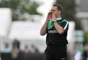 30 May 2010; London manager Noel Dunning issues instructions to his players during the game. Connacht GAA Football Senior Championship Quarter-Final, London v Roscommon, Emerald Park, Ruislip, London, England. Picture credit: Diarmuid Greene / SPORTSFILE