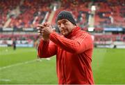 7 May 2016; Munster's BJ Botha acknowledges supporters as he leaves the pitch. Guinness PRO12, Round 22, Munster v Scarlets. Thomond Park, Limerick. Picture credit: Diarmuid Greene / SPORTSFILE