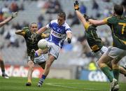 13 June 2010; Darren Strong, Laois, in action against Seamus Kenny and Anthony Moyles, Meath. Leinster GAA Football Senior Championship Quarter-Final, Meath v Laois, Croke Park, Dublin. Picture credit: Oliver McVeigh / SPORTSFILE