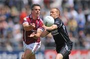27 June 2010; Padraic Joyce, Galway, in action against Kenneth Sweeney, Sligo. Connacht GAA Football Senior Championship Semi-Final, Galway v Sligo, Pearse Stadium, Galway. Picture credit: Diarmuid Greene / SPORTSFILE