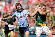 27 June 2010; Cian Ward, Meath, in action against Michael Fitzsimons, Dublin. Leinster GAA Football Senior Championship Semi-Final, Meath v Dublin, Croke Park, Dublin. Photo by Sportsfile