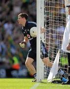 27 June 2010; The Dublin goalkeeper Stephen Cluxton collects the ball after the 5th Meath goal. Leinster GAA Football Senior Championship Semi-Final, Meath v Dublin, Croke Park, Dublin. Picture credit: Ray McManus / SPORTSFILE