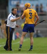 5 June 2016; Clare manager Davy Fitzgerald speaks with Cian Dillon during the Munster GAA Hurling Senior Championship Semi-Final match between Waterford and Clare at Semple Stadium in Thurles, Co. Tipperary. Photo by Stephen McCarthy/Sportsfile