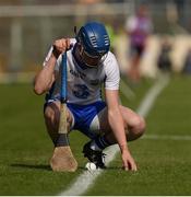 5 June 2016; Austin Gleeson of Waterford prepares a tuft of grass before taking a line ball during the Munster GAA Hurling Senior Championship Semi-Final match between Waterford and Clare at Semple Stadium in Thurles, Co. Tipperary.