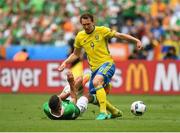 13 June 2016; Kim Kallstrom of Sweden in action against Jon Walters of Republic of Ireland during the UEFA Euro 2016 Group E match between Republic of Ireland and Sweden at Stade de France in Saint Denis, Paris, France. Photo by Stephen McCarthy/Sportsfile