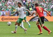 18 June 2016; Jeff Hendrick of Republic of Ireland in action against Jan Vertonghen of Belgium in the UEFA Euro 2016 Group E match between Belgium and Republic of Ireland at Nouveau Stade de Bordeaux in Bordeaux, France. Photo by David Maher/Sportsfile