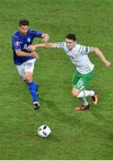 22 June 2016; Robbie Brady of Republic of Ireland in action against Thiago Motta of Italy during the UEFA Euro 2016 Group E match between Italy and Republic of Ireland at Stade Pierre-Mauroy in Lille, France. Photo by Paul Mohan / Sportsfile