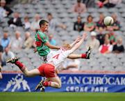 22 August 2010; Michael Forde, Mayo, in action against Hugh Pat McGeary, Tyrone. ESB GAA Football All-Ireland Minor Championship Semi-Final, Mayo v Tyrone, Croke Park, Dublin. Picture credit: David Maher / SPORTSFILE