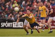 10 July 2016; Ciaran Murtagh of Roscommon in action against Eoghan Kerin of Galway during the Connacht GAA Football Senior Championship Final between Roscommon and Galway at Pearse Stadium in Galway. Photo by Sportsfile