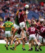11 August 2001; Rory O'Connell of Westmeath, 8, gets to the ball ahead of Graham Geraghty of Meath during the Bank of Ireland All-Ireland Senior Football Championship Quarter-Final Replay match between Meath and Westmeath at Croke Park in Dublin. Photo by Aoife Rice/Sportsfile