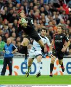 16 October 2010; Alex Goode, Saracens, in action against Shane Horgan, Leinster. Heineken Cup Pool 2, Round 2, Saracens v Leinster, Wembley Stadium, Wembley, London. Photo by Sportsfile