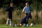 27 August 2001; Republic of Ireland manager Mick McCarthy with Damien Duff, left, and Matt Holland during a Republic of Ireland training session at the AUL Grounds in Clonshaugh, Dublin. Photo by Damien Eagers/Sportsfile