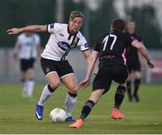 26 August 2016; John Mountney of Dundalk in action against John Bonner of Wexford Youths during the SSE Airtricity League Premier Division game between Wexford Youths and Dundalk at Ferrycarrig Park in Wexford. Photo by David Maher/Sportsfile
