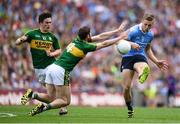 28 August 2016; Paul Mannion of Dublin in action against Killian Young and Paul Murphy, left, of Kerry during the GAA Football All-Ireland Senior Championship Semi-Final match between Dublin and Kerry at Croke Park in Dublin. Photo by Stephen McCarthy/Sportsfile