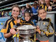 11 September 2016; Katie Power of Kilkenny with Katie Lonergan, age 7 and Jamie Lonergan age 5 after the Liberty Insurance All-Ireland Senior Camogie Championship Final match between Cork and Kilkenny at Croke Park in Dublin. Photo by Eóin Noonan/Sportsfile