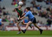18 September 2016; Toby Lee Curran, St. Ernans BNS, Rathnew, Co. Wicklow, representing Mayo, in action against Donal Sheehan, Glenville N.S, Glenville, Co. Cork, representing Dublin, during the INTO Cumann na mBunscol GAA Respect Exhibition Go Games at the GAA Football All-Ireland Senior Championship Final match between Dublin and Mayo at Croke Park in Dublin. Photo by Seb Daly/Sportsfile