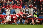 24 September 2016; A general view of a scrum during the Guinness PRO12 Round 4 match between Munster and Edinburgh Rugby at Thomond Park in Limerick. Photo by Diarmuid Greene/Sportsfile