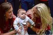 26 September 2016; Riley Gorman, age 6 months, from Dundalk, with Cork players Ciara O'Sullivan, left, and Bríd Stack during a visit to Our Lady's Children's Hospital, Crumlin, in Dublin. Photo by Piaras Ó Mídheach/Sportsfile