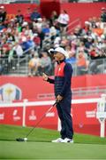 27 September 2016; Surfer Kelly Slater acknowledges the gallery during the Celebrity Matches at The 2016 Ryder Cup Matches at the Hazeltine National Golf Club in Chaska, Minnesota, USA. Photo by Ramsey Cardy/Sportsfile