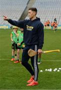 8 October 2016; Wexford hurler Lee Chin coaching children as Croke Park today played host to some of Ireland’s most talented hurlers, along with over 500 children, who lined-out to learn tips and skills from their hurling heroes as part of Centra’s Live Well hurling initiative. The participating children, who experienced a once in a lifetime opportunity, came from 12 lucky GAA clubs who each claimed their very special spot by winning a Live Well hurling challenge during the summer. Croke Park, Dublin. Photo by Piaras Ó Mídheach/Sportsfile