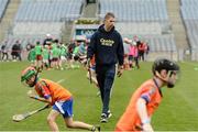 8 October 2016; Waterford hurler Maurice Shanahan coaching children as Croke Park today played host to some of Ireland’s most talented hurlers, along with over 500 children, who lined-out to learn tips and skills from their hurling heroes as part of Centra’s Live Well hurling initiative. The participating children, who experienced a once in a lifetime opportunity, came from 12 lucky GAA clubs who each claimed their very special spot by winning a Live Well hurling challenge during the summer. Croke Park, Dublin. Photo by Piaras Ó Mídheach/Sportsfile