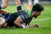 23 October 2016; Stacey Ili of Connacht scores his side's fifth try during the European Rugby Champions Cup Pool 2 Round 2 match between Zebre Rugby and Connacht Rugby at Stadio Lanfranchi in Parma. Photo by Roberto Bregani/Sportsfile