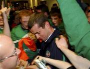 16 November 2001; Irish fans welcome home Shay Given during a homecoming event at Dublin Airport in Dublin, after the Republic of Ireland soccer team qualified for the 2002 World Cup Finals in Japan. Photo by Ray McManus/Sportsfile