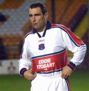 13 November 2001; Vinny Jones of Carlisle United during the soccer friendly match between Shelbourne and Carlisle United at Tolka Park in Dublin. Photo by Aofie Rice/Sportsfile