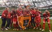 6 November 2016; The Shelbourne Ladies team celebrate with the cup after the Continental Tyres FAI Women's Senior Cup Final game between Shelbourne Ladies and Wexford Youths at Aviva Stadium in Lansdowne Road, Dublin. Photo by David Maher/Sportsfile