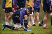 5 December 2016; Tommy O'Donnell of Munster ties his boot laces during squad training at the University of Limerick in Limerick. Photo by Diarmuid Greene/Sportsfile