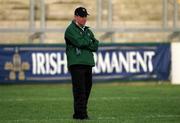 15 January 2002; Defensive coach Mike Ford during a Ireland Rugby squad training session and press conference at Thomond Park in Limerick. Photo by Brendan Moran/Sportsfile