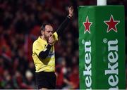 10 December 2016; Referee Romain Poite awards a penalty try to Munster during the European Rugby Champions Cup Pool 1 Round 3 match between Munster and Leicester Tigers at Thomond Park in Limerick. Photo by Diarmuid Greene/Sportsfile