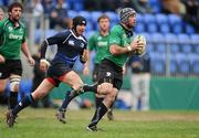 7 May 2011; Mike Ward, Connacht, races clear of Ger Moore, Leinster. Junior Interprovincial, Leinster v Connacht, Donnybrook Stadium, Donnybrook. Picture credit: Brendan Moran / SPORTSFILE