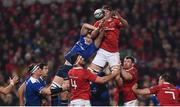 26 December 2016; Donnacha Ryan of Munster takes possession in a lineout ahead of Ross Molony of Leinster during the Guinness PRO12 Round 11 match between Munster and Leinster at Thomond Park in Limerick. Photo by Stephen McCarthy/Sportsfile