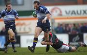 27 January 2002; Keith Gleeson of Leinster is tackled by Rod Kafer of Leicester during the Heineken Cup Quarter Final match between Leinster and Leicester at Welford Road in Leicester. Photo by Aoife Rice/Sportsfile