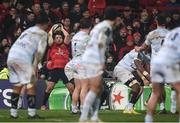 21 January 2017; Niall Scannell of Munster prepares to throw into a lineout during the European Rugby Champions Cup Pool 1 Round 6 match between Munster and Racing 92 at Thomond Park in Limerick. Photo by Diarmuid Greene/Sportsfile