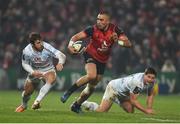 21 January 2017; Simon Zebo gets away from Marc Andreu, left, and Henry Chavancy of Racing 92 during the European Rugby Champions Cup Pool 1 Round 6 match between Munster and Racing 92 at Thomond Park in Limerick. Photo by Diarmuid Greene/Sportsfile