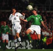 13 February 2002; Roy Keane of Republic of Ireland in action against Alexandre Mostovoi of Russia during the International Friendly match between Republic of Ireland and Russia at Lansdowne Road in Dublin. Photo by David Maher/Sportsfile