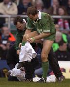 16 February 2002; Denis Hickie of Ireland changes his shorts during the Lloyds TSB Six Nations Championship match between England and Ireland at Twickenham Stadium in London, England. Photo by Brendan Moran/Sportsfile