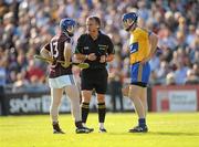 2 July 2011; Referee Diarmuid Kirwan speaks with Damien Hayes, Galway, and Conor Cooney, Clare. GAA Hurling All-Ireland Senior Championship, Phase 2, Galway v Clare, Pearse Stadium, Salthill, Galway. Picture credit: Stephen McCarthy / SPORTSFILE