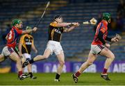 4 February 2017; Tony Kelly of Ballyea shoots under pressure from David Burke, left, and Shane Cooney of St Thomas' during the AIB GAA Hurling All-Ireland Senior Club Championship Semi-Final match between St Thomas' and Ballyea at Semple Stadium in Thurles, Co Tipperary. Photo by Piaras Ó Mídheach/Sportsfile