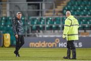 3 March 2017; Bohemians manager Keith Long, left, with a groundsman prior to the SSE Airtricity League Premier Division match between Shamrock Rovers and Bohemians at Tallaght Stadium in Dublin. Photo by Seb Daly/Sportsfile