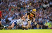 7 August 2011; Colin Fennelly, Kilkenny, in action against Tony Browne, Waterford. GAA Hurling All-Ireland Senior Championship Semi-Final, Kilkenny v Waterford, Croke Park, Dublin. Picture credit: Ray McManus / SPORTSFILE