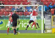 19 August 2011; Daryl Kavanagh, St Patrick's Athletic, heads home his side's second goal. Airtricity League Premier Division, St Patrick's Athletic v Drogheda United, Richmond Park, Dublin. Photo by Sportsfile