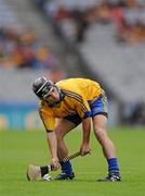 7 August 2011; Cathal O'Connell, Clare, prepares to take a free. GAA Hurling All-Ireland Minor Championship Semi-Final, Clare v Galway, Croke Park, Dublin. Picture credit: Ray McManus / SPORTSFILE