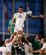 18 March 2017; Courtney Lawes of England and Peter O'Mahony of Ireland contest a line out during the RBS Six Nations Rugby Championship match between Ireland and England at the Aviva Stadium in Lansdowne Road, Dublin. Photo by Sam Barnes/Sportsfile
