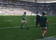 6 April 2002; Peter Clohessy of Ireland leaves the field for the last time as an Irish player during the Six Nations Rugby Championship match between France and Ireland at Stade de France in Paris, France. Photo by Matt Browne/Sportsfile