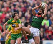 2 April 2017; Aidan O'Shea of Mayo in action against Michael Murphy of Donegal during the Allianz Football League Division 1 Round 7 match between Mayo and Donegal at Elverys MacHale Park in Castlebar, Co Mayo. Photo by Stephen McCarthy/Sportsfile