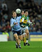 26 February 2011; Michael Fitzsimons, Dublin, in action against David Geaney, Kerry. Allianz Football League, Division 1, Round 3, Dublin v Kerry, Croke Park, Dublin. Picture credit: Ray McManus / SPORTSFILE